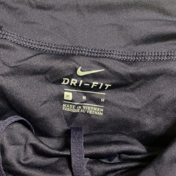Nike Workout Shorts - Picture 2 of 3